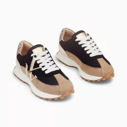Baskets monogramme Pia beige et noir à semelle running