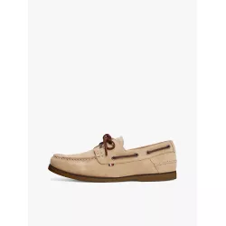 Chaussures bateau en daim