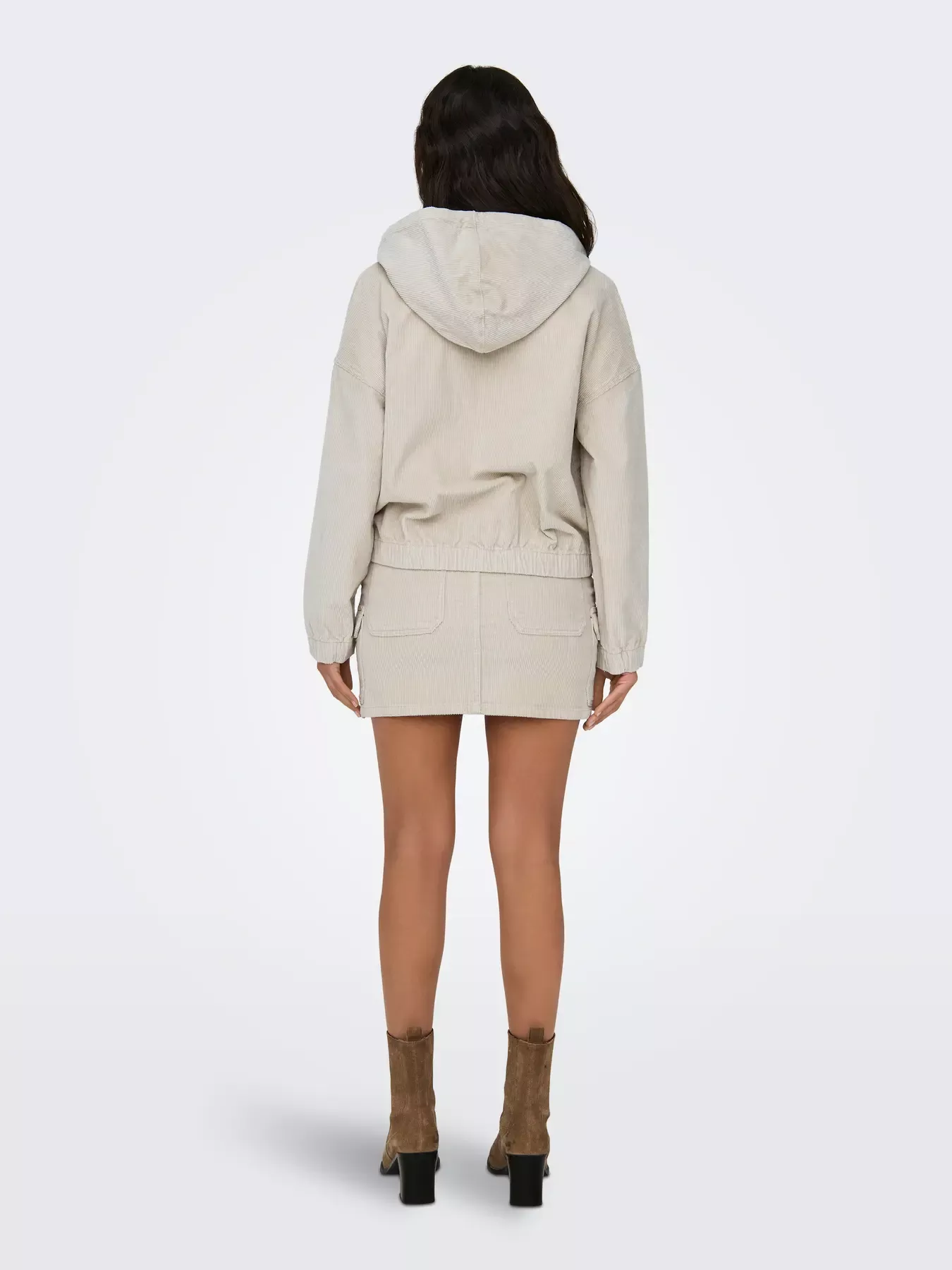 VESTE EN VELOURS CORDON