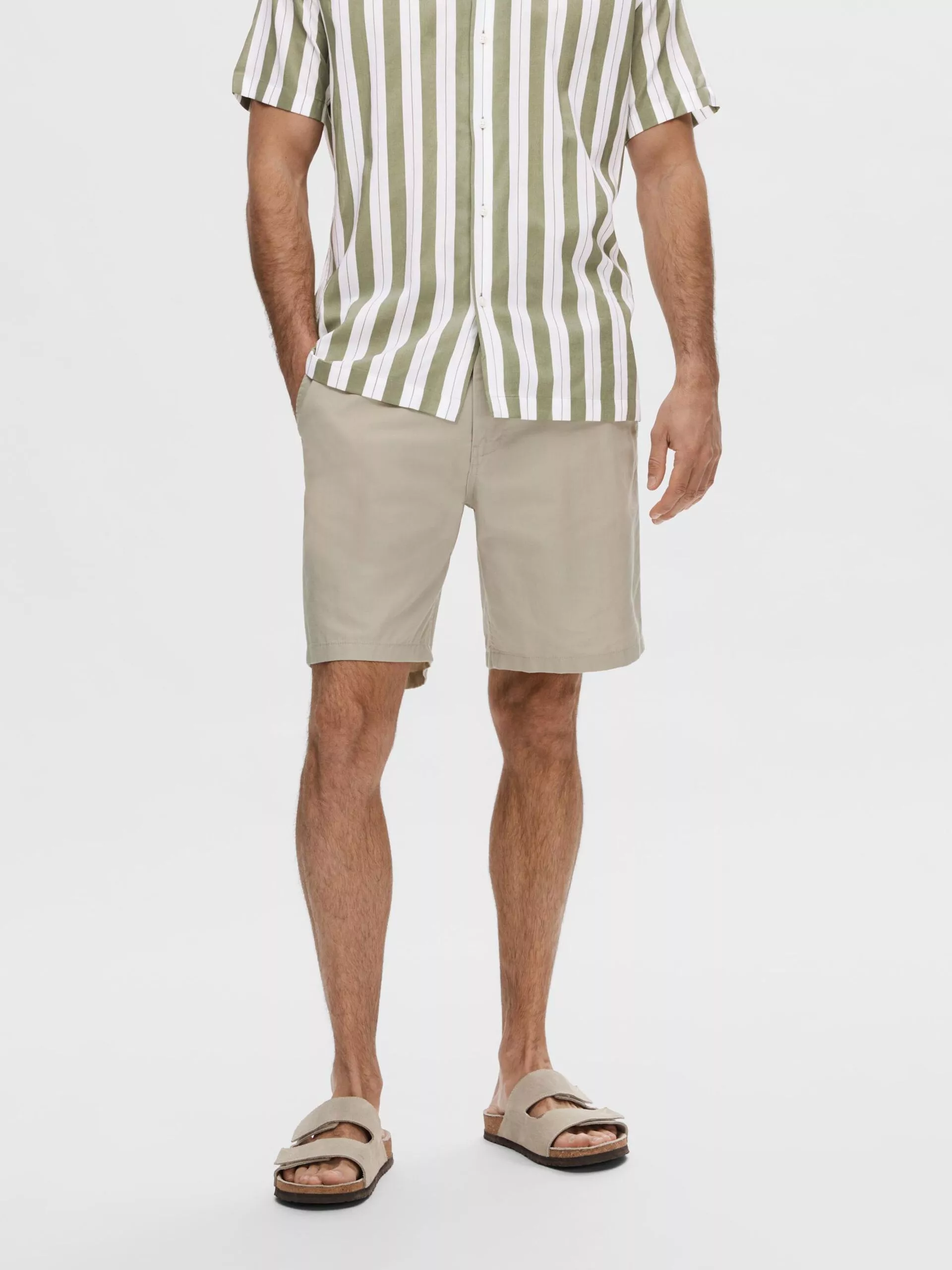 COUPE CLASSIQUE EN LIN MÉLANGÉ SHORT
