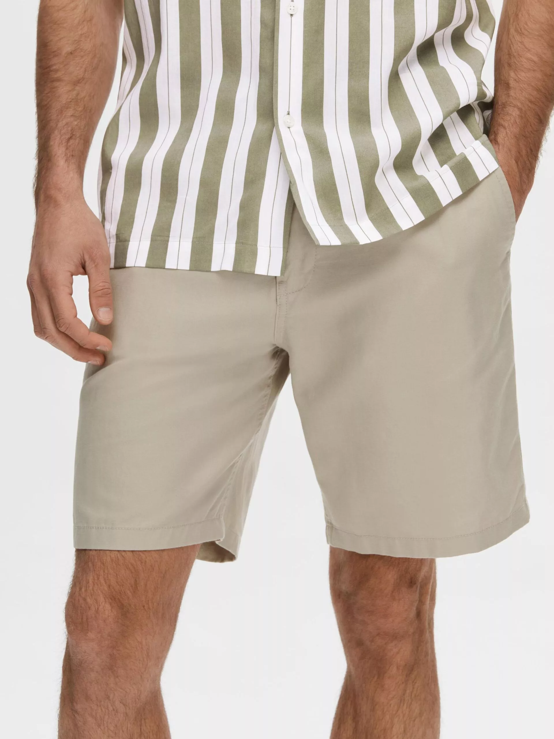 COUPE CLASSIQUE EN LIN MÉLANGÉ SHORT