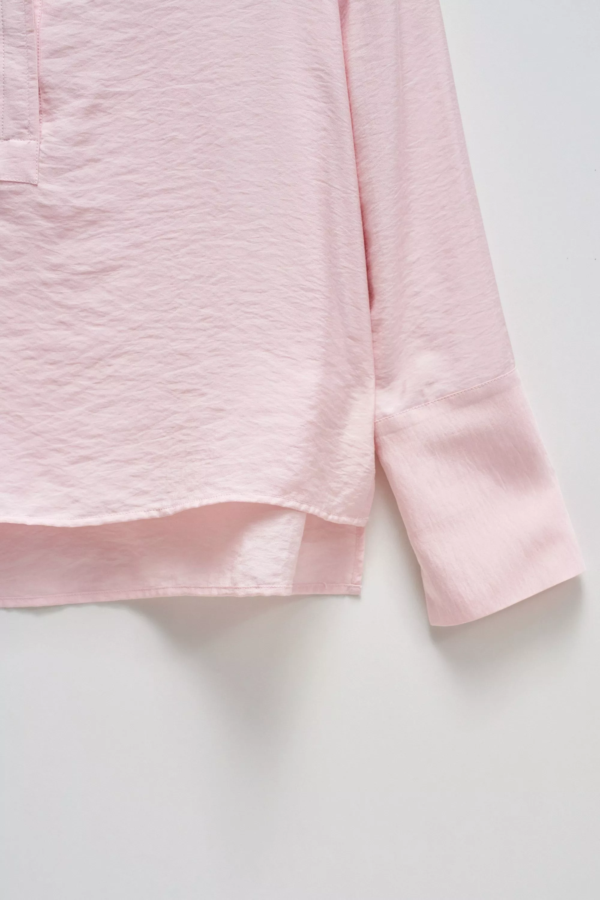 BLOUSE ASYMÉTRIQUE