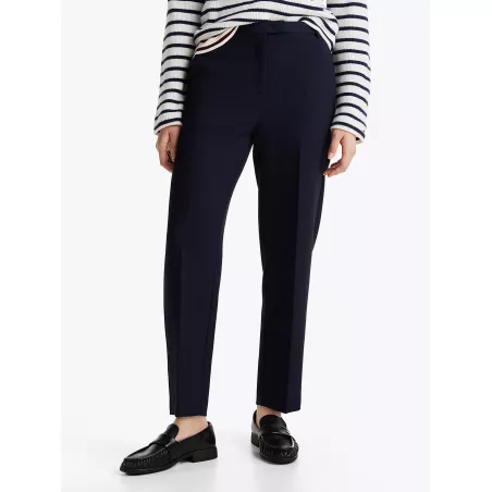 Pantalon slim droit coupe...