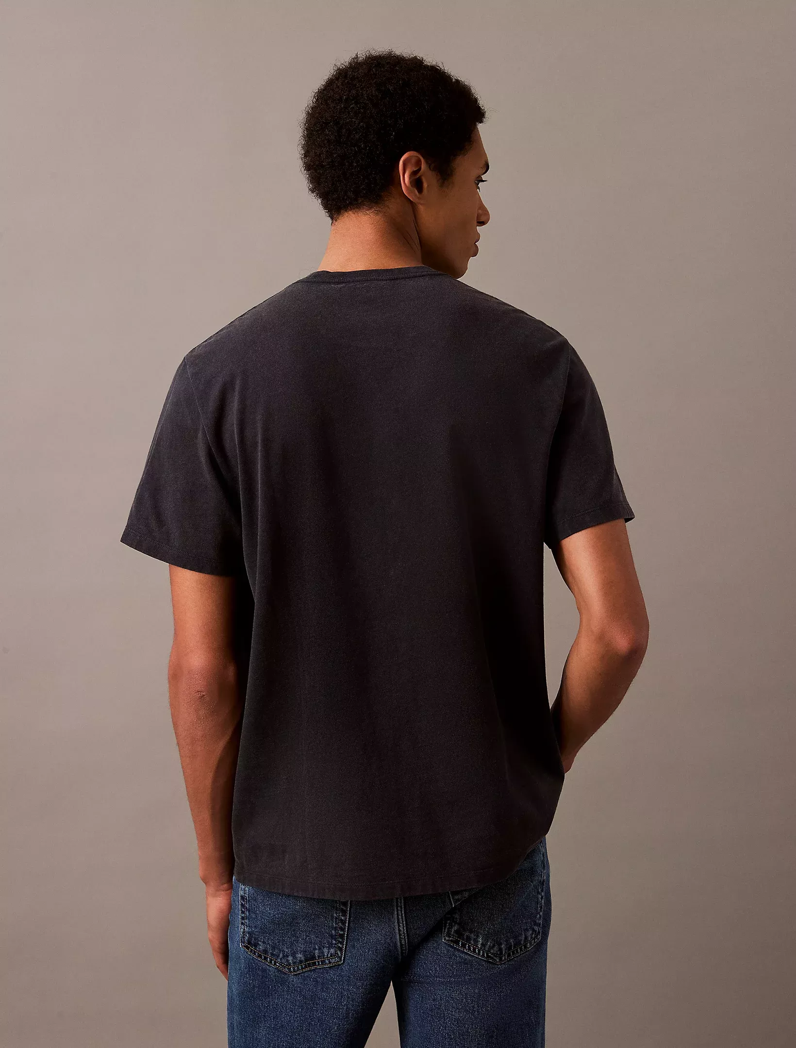 T-shirt avec logo délavé à l'acide