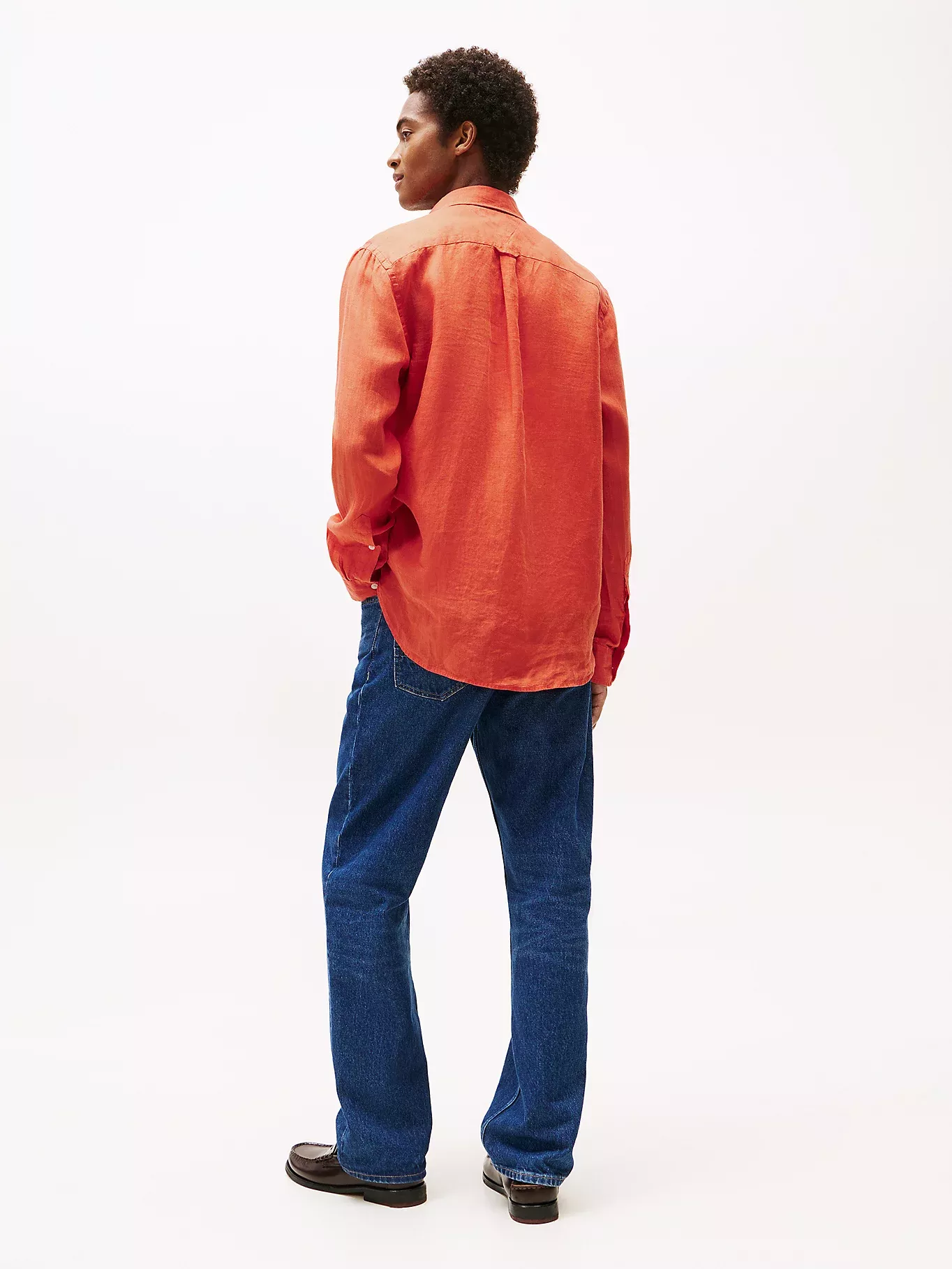 Chemise coupe standard en pur lin