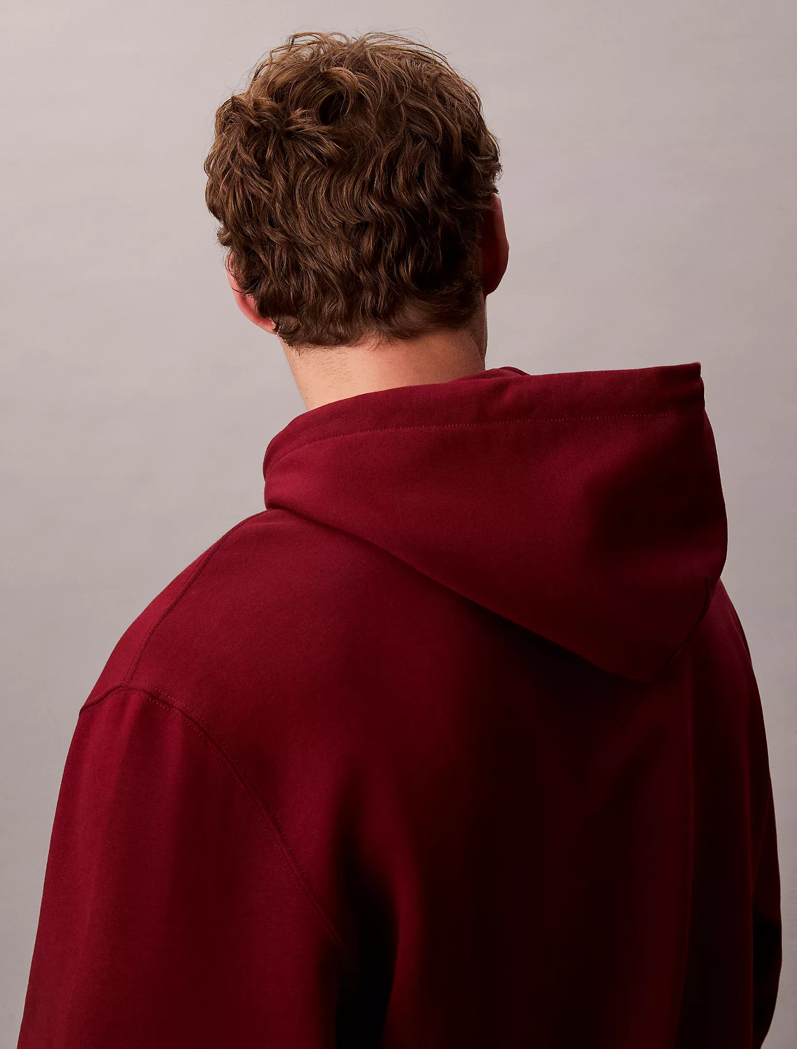 Sweat à capuche en tissu éponge de coton avec insigne