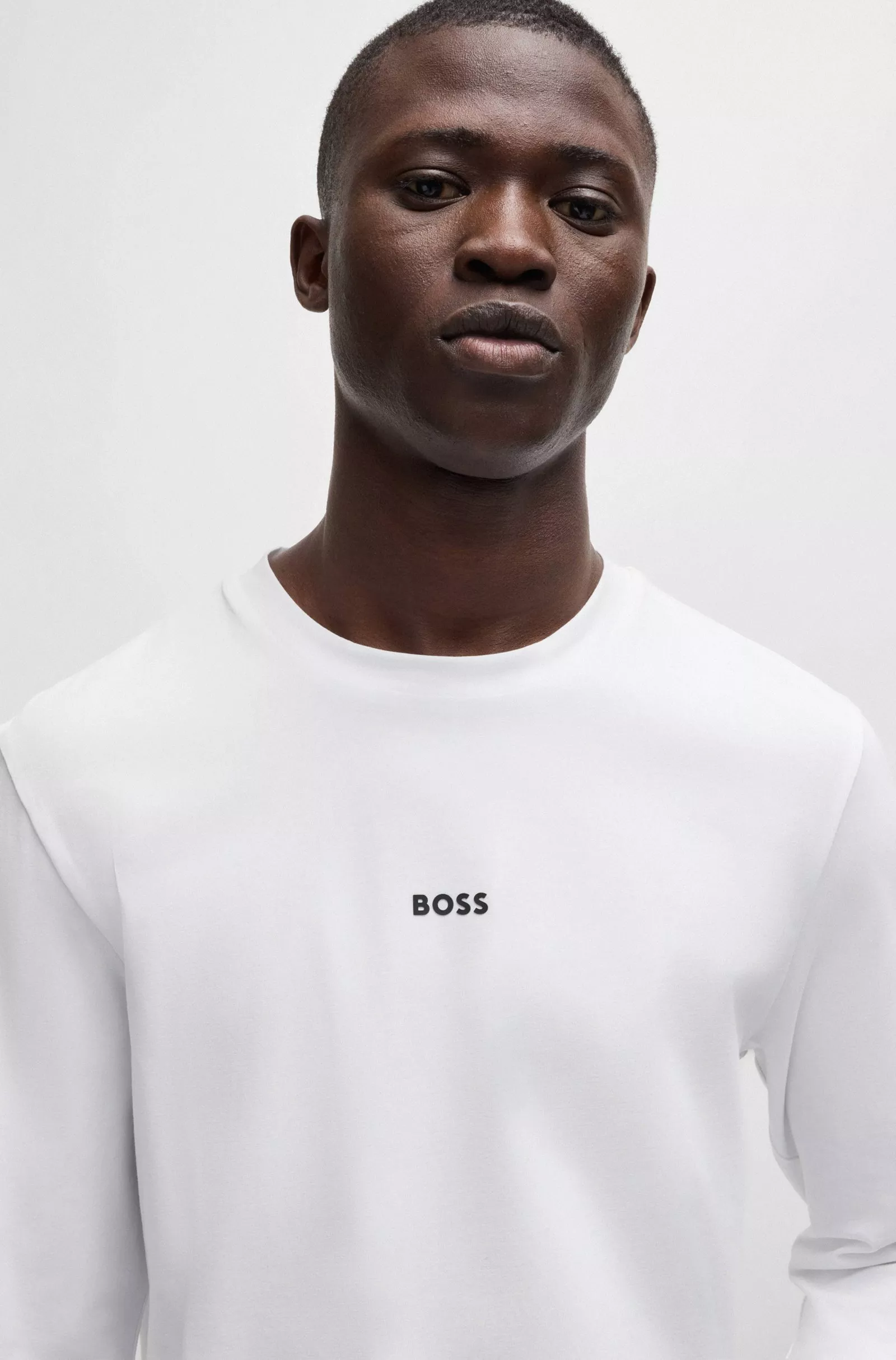 T-SHIRT REGULAR EN COTON STRETCH CONTRASTANT