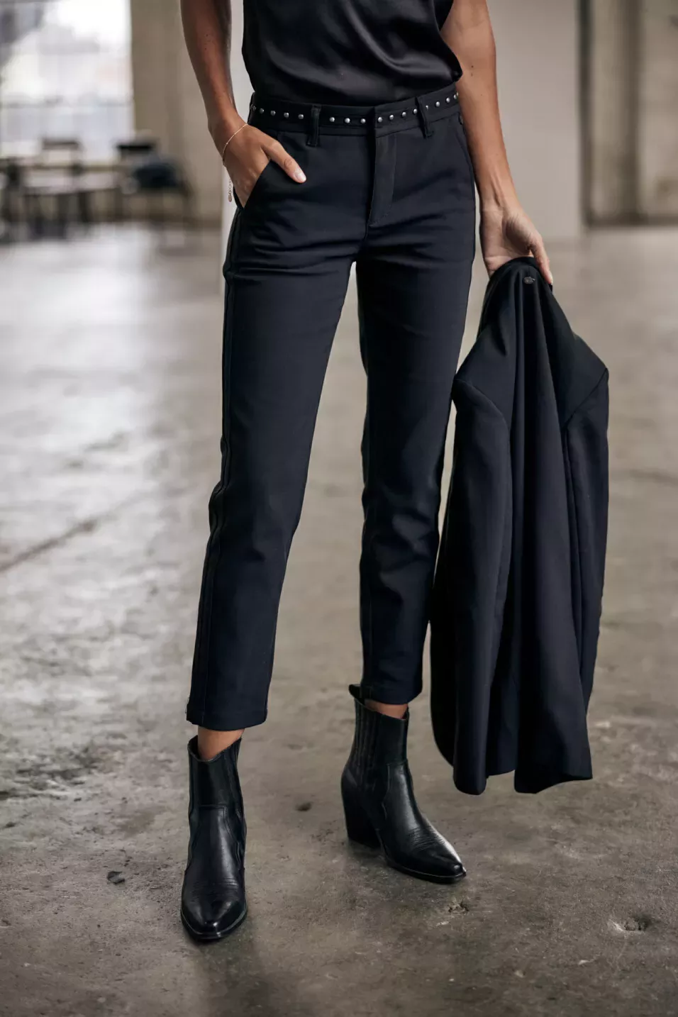CLAUDIA POLYNEO Pantalon habillé