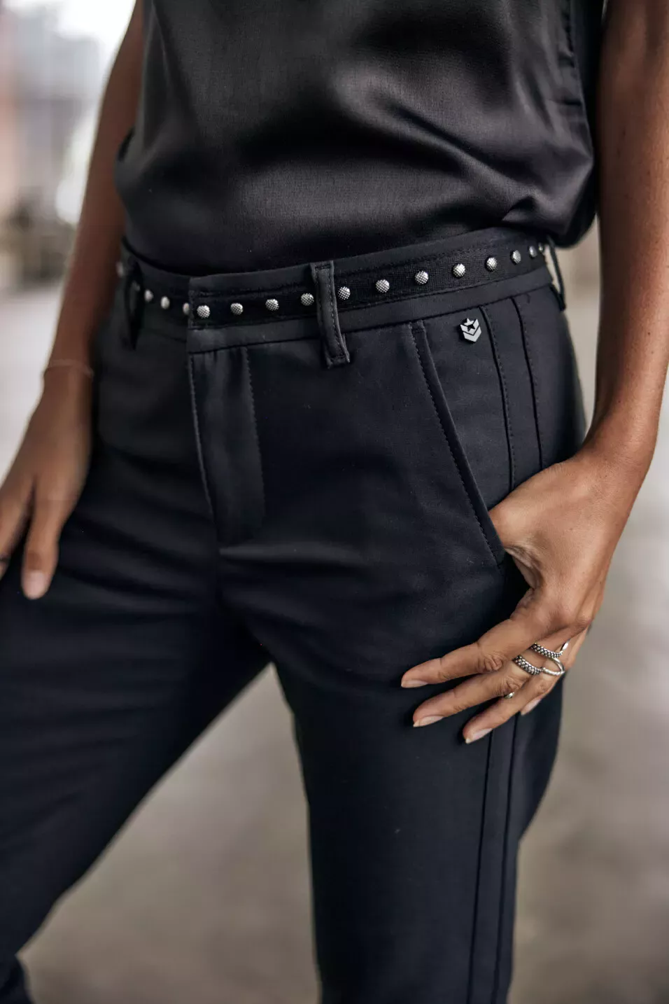 CLAUDIA POLYNEO Pantalon habillé