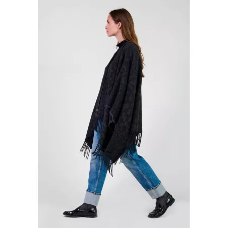 Poncho Carzola