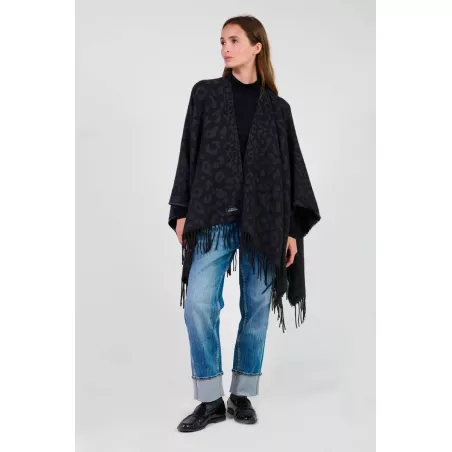 Poncho Carzola