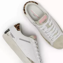 BASKET BLANC SAUVAGE EN DÉTRESSE