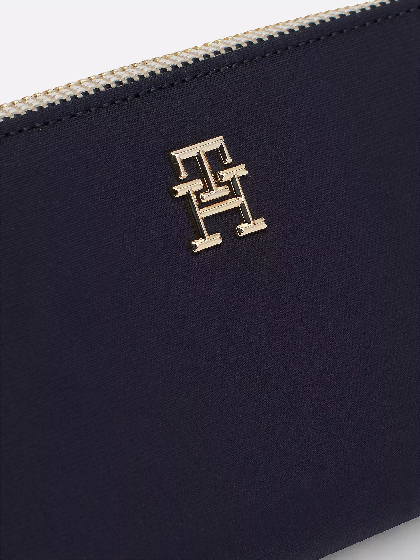 Portefeuille à trois volets et monogramme TH