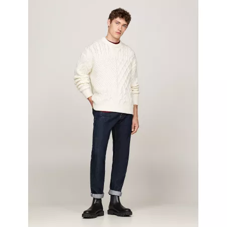 Pull en laine majoritaire...